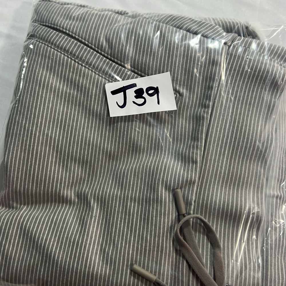 Athleta grey skort size medium - Picture 8 of 8